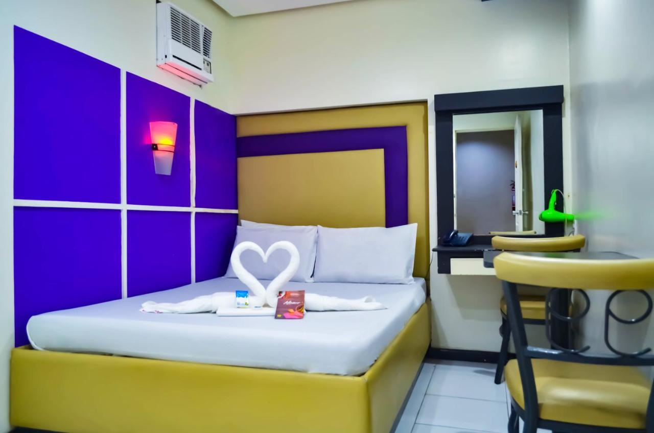 Hotel 99 Cubao Quezon City Buitenkant foto