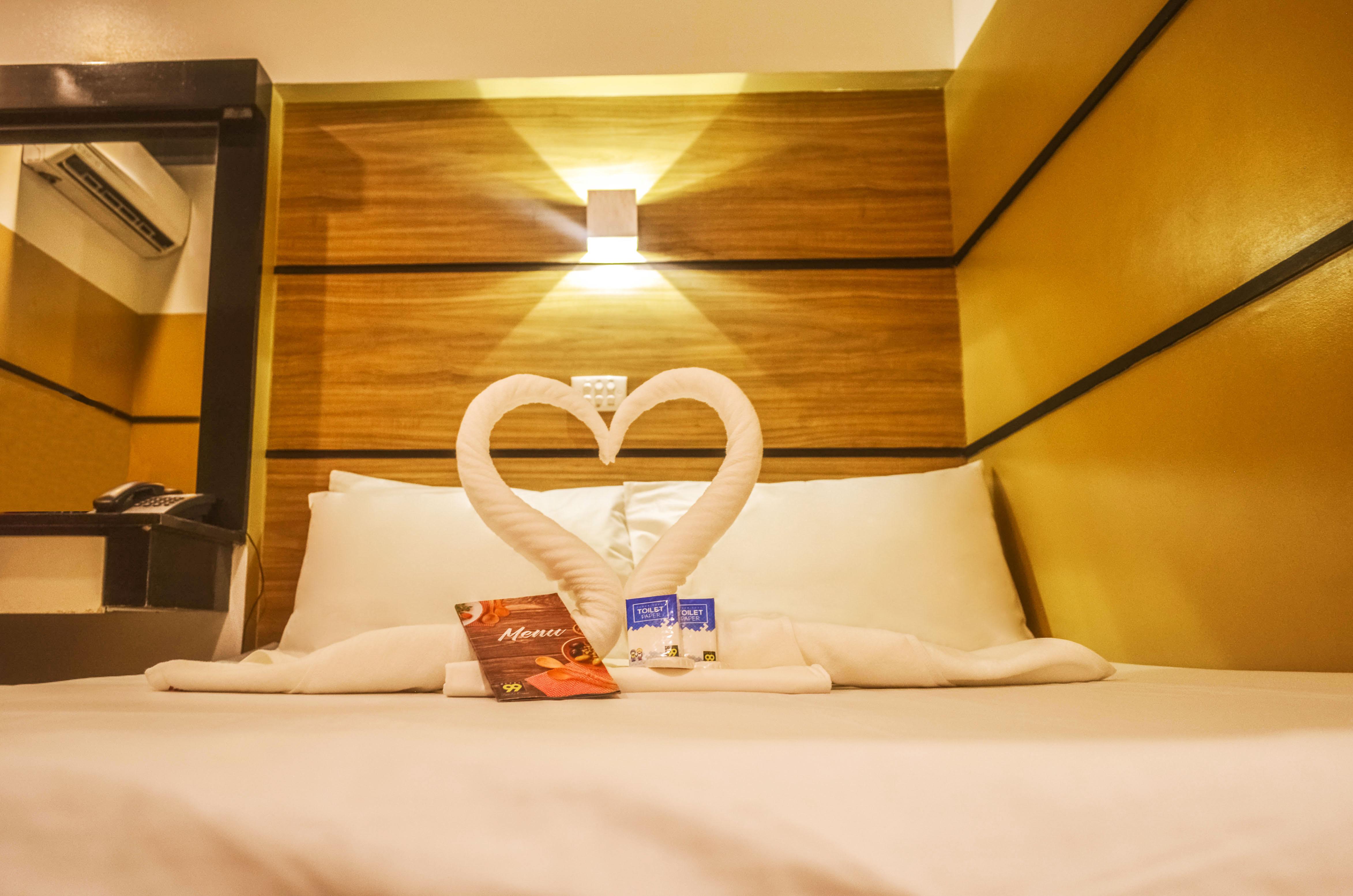 Hotel 99 Cubao Quezon City Buitenkant foto